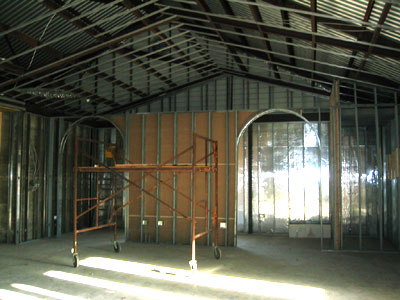 East-inside12-15-03.jpg